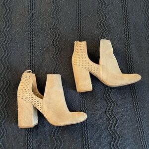 Steve Madden bootie